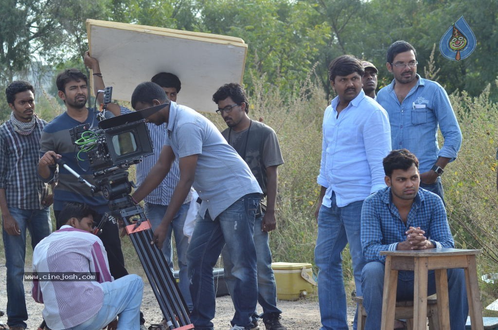 Hyderabad Love Story Working stills - 36 / 48 photos