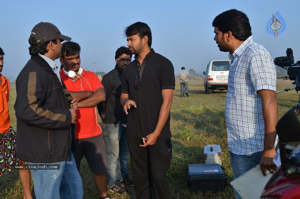 Hyderabad Love Story Working stills - 45 / 48 photos