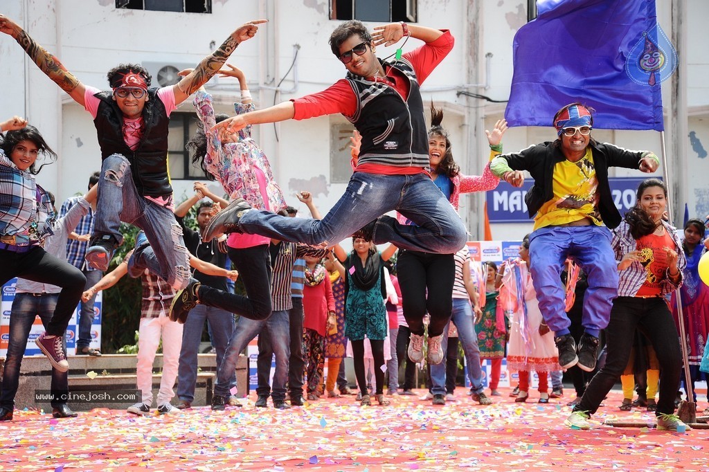 I am in Love Movie Stills - 12 / 17 photos