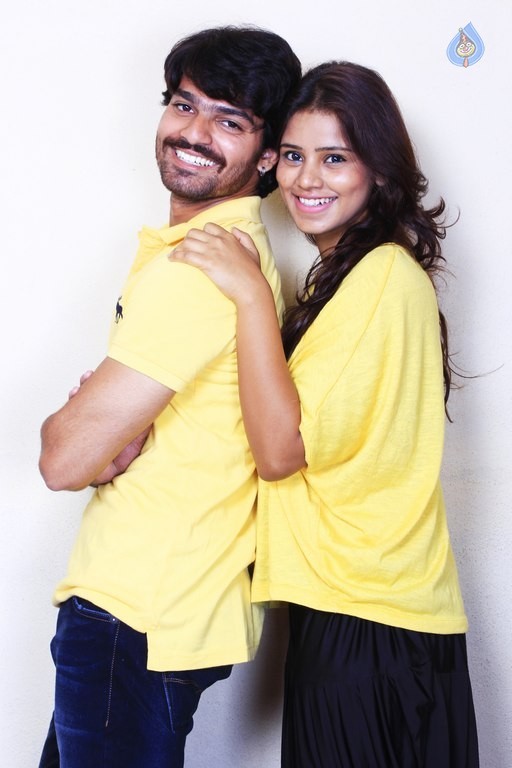 Iddaram Movie New Photos - 1 / 9 photos