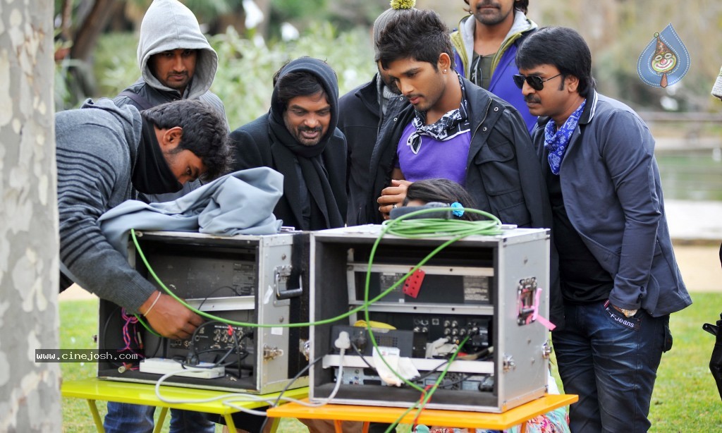 Iddarammayilatho Latest Photos - 9 / 24 photos