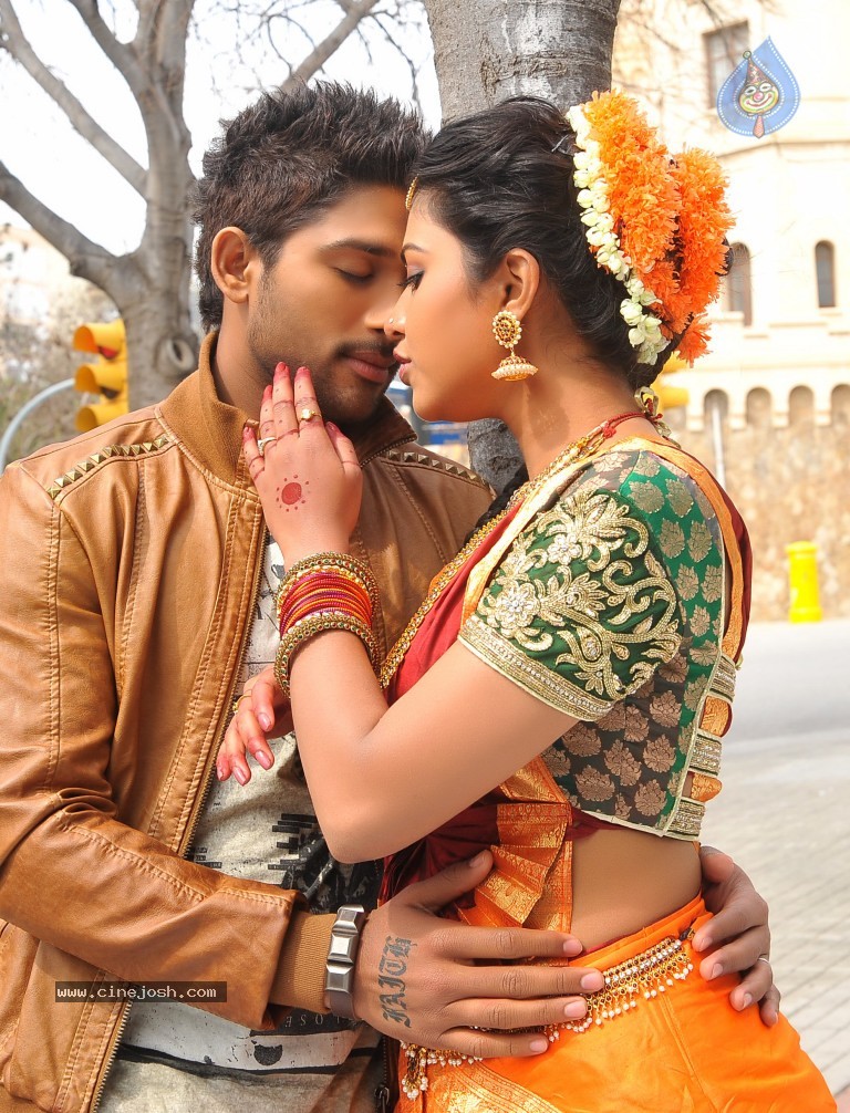 Iddarammayilatho Latest Photos - 12 / 24 photos