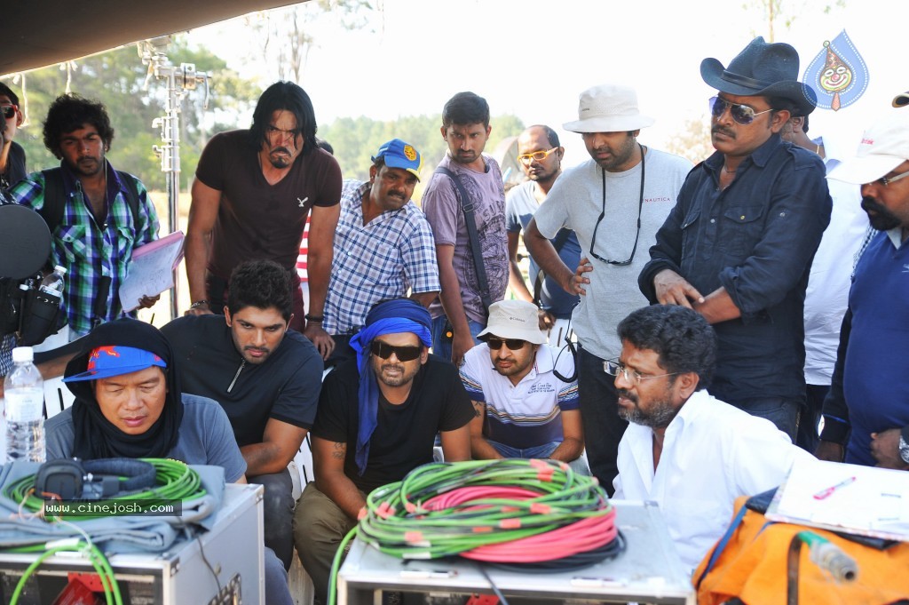 Iddarammayilatho Latest Photos - 17 / 24 photos