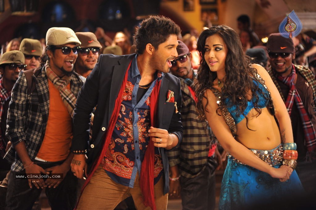 Iddarammayilatho Latest Stills - 3 / 7 photos