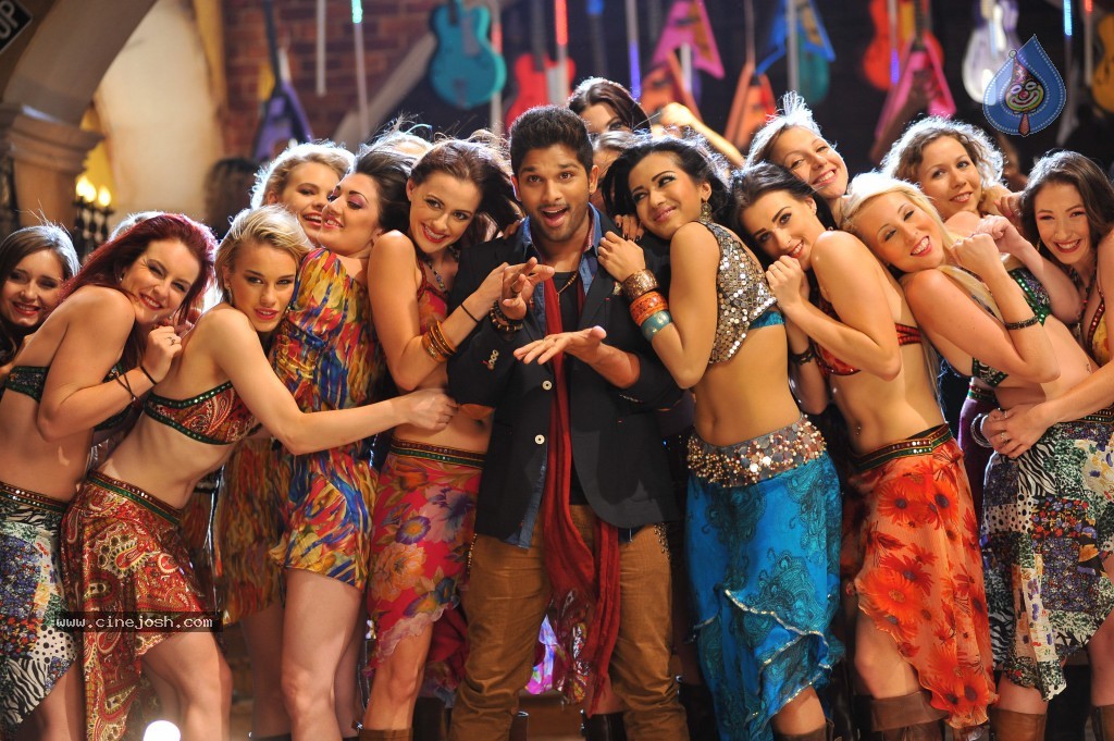 Iddarammayilatho Movie Photos - 3 / 6 photos