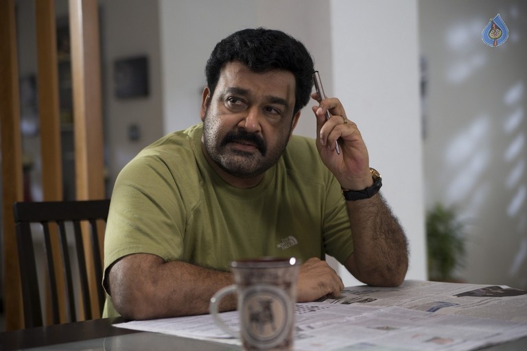 Iddaru Iddare Movie New Photos - 17 / 20 photos