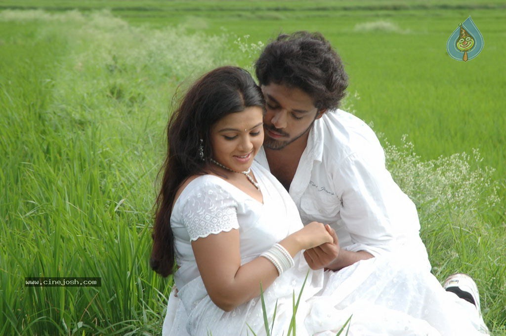 Idhayam Thiraiarangam Tamil Movie Stills - 23 / 74 photos