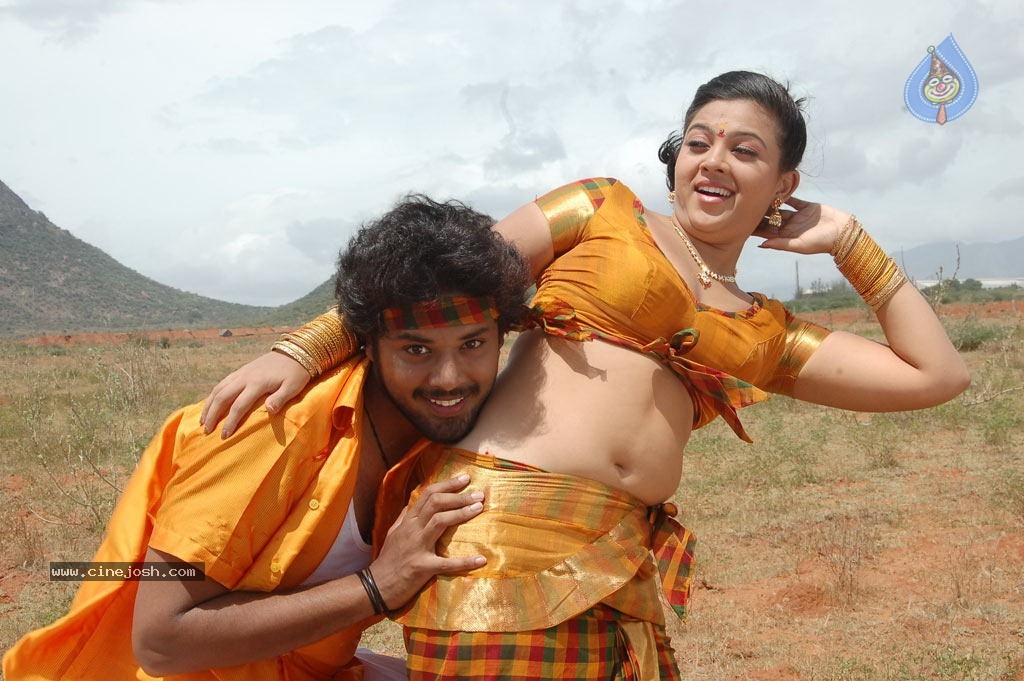 Idhayam Thiraiarangam Tamil Movie Stills - 38 / 74 photos