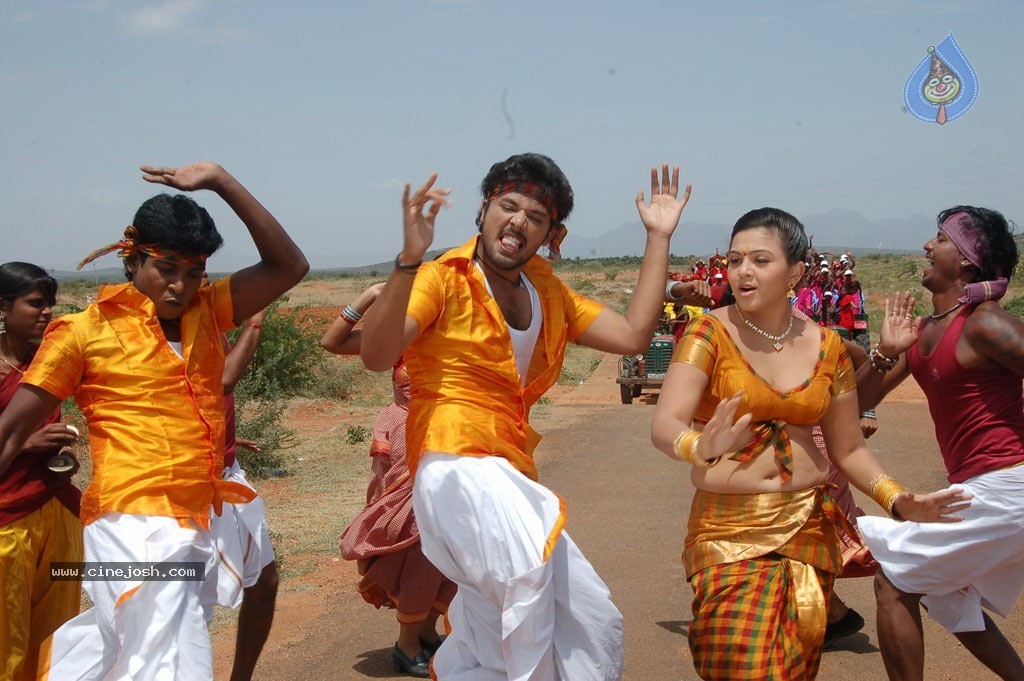 Idhayam Thiraiarangam Tamil Movie Stills - 42 / 74 photos