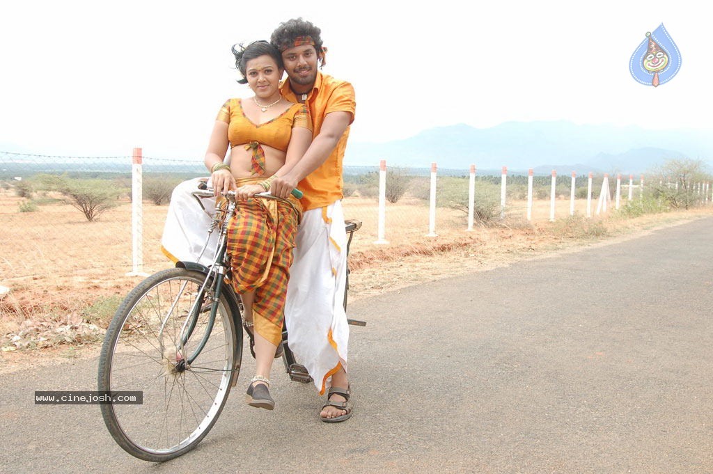 Idhayam Thiraiarangam Tamil Movie Stills - 51 / 74 photos