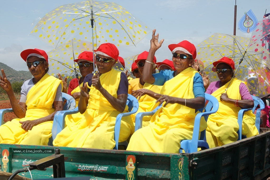 Idhayam Thiraiarangam Tamil Movie Stills - 58 / 74 photos