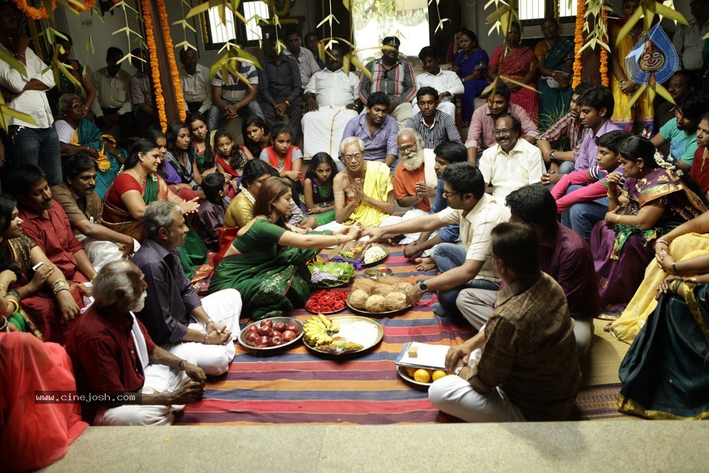 Idhu Namma Aalu Tamil Movie Stills - 8 / 42 photos