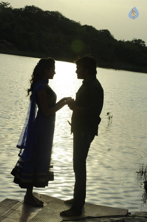 Ika Se Love Photos and Posters - 7 / 24 photos