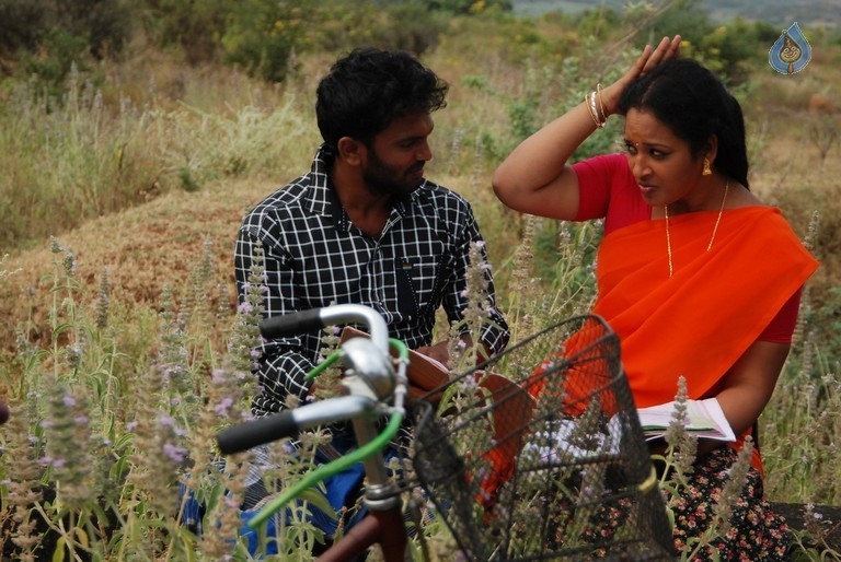 Indra Kobai Tamil Film Photos - 9 / 30 photos