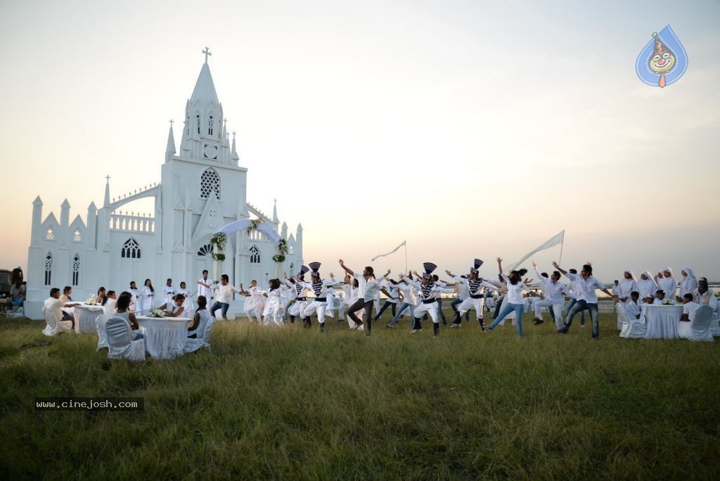 Indrudu Movie Latest Stills - 48 / 101 photos