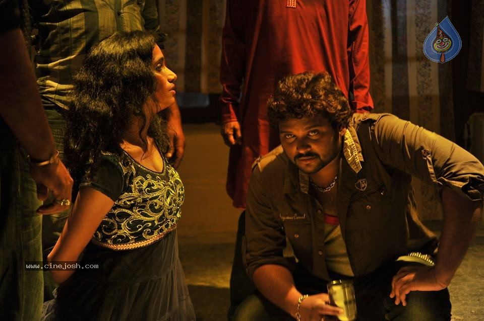 Intelligent Idiots Movie Hot Stills - 10 / 38 photos