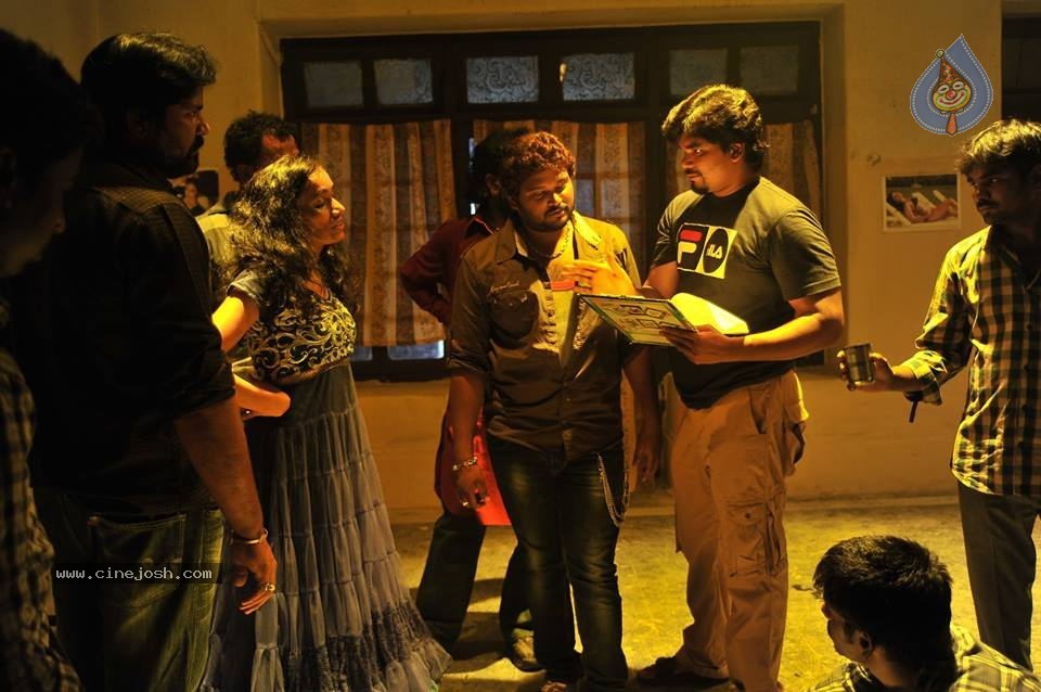 Intelligent Idiots Movie Hot Stills - 28 / 38 photos