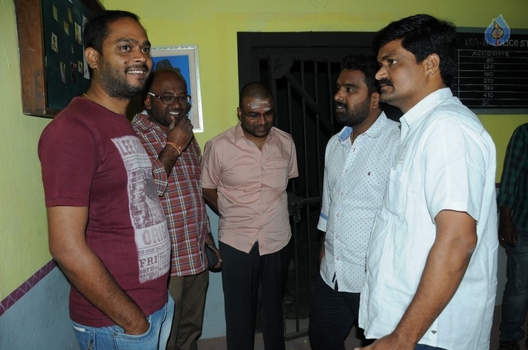 Inthalo Ennenni Vinthalo Movie Photos - 31 / 39 photos