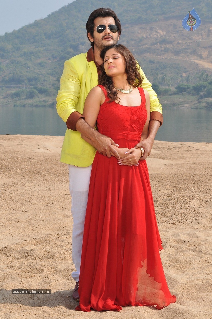 Intelligent Idiots Stills n Posters - 27 / 80 photos