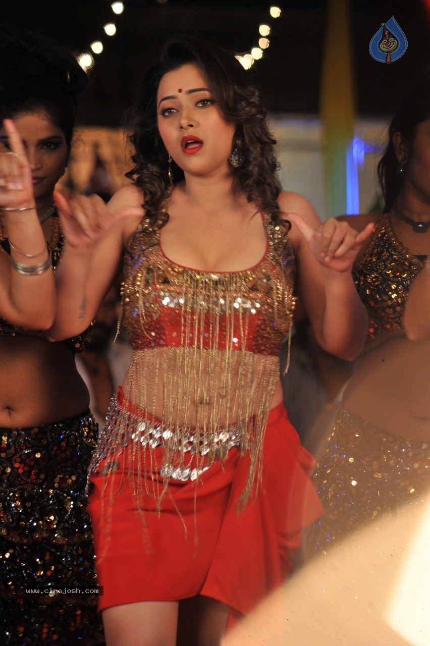 Intelligent Idiots Stills n Posters - 71 / 80 photos