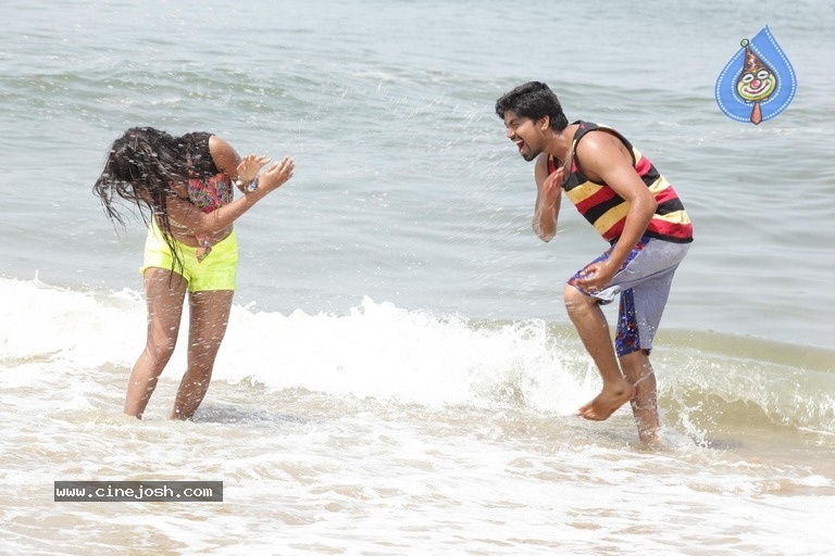 Ippatlo Ramudila Seethala Evaruntarandi Babu Movie Stills - 1 / 32 photos