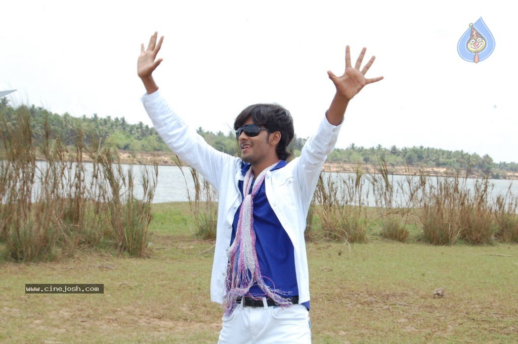 Iragadeestaa Movie Stills - 52 / 91 photos