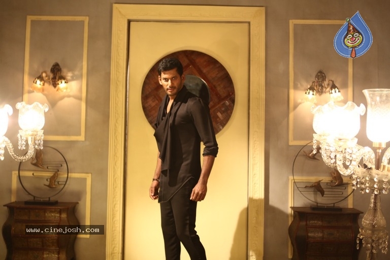 Irumbu Thirai Movie Latest Stills - 6 / 6 photos