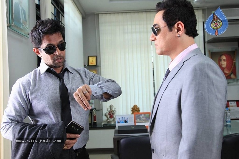 Iruvar Oppandham Movie Working Stills And Photos - 24 / 63 photos