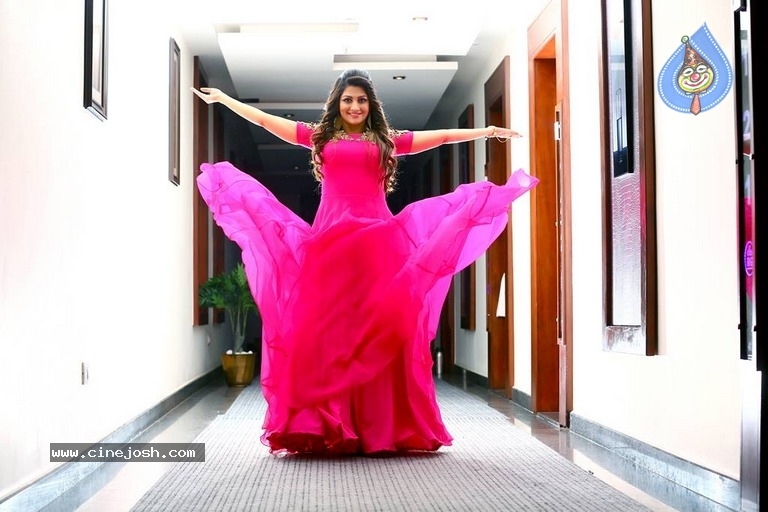 Iruvar Oppandham Movie Working Stills And Photos - 63 / 63 photos