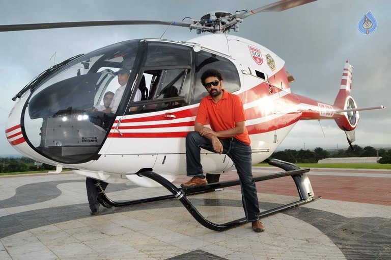 Iruvar Oppandham Tamil Film Photos - 24 / 49 photos