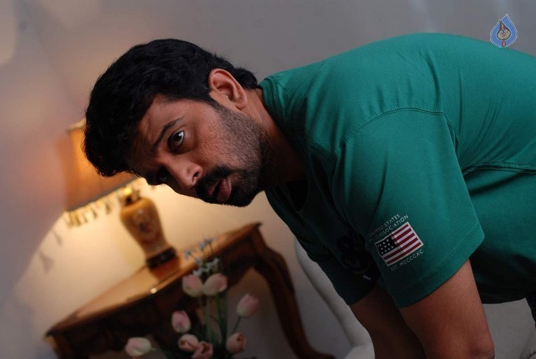 Iruvar Oppandham Tamil Film Photos - 34 / 49 photos