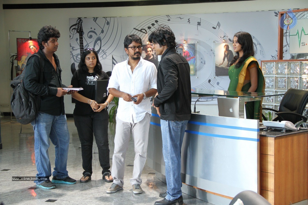 Isai Tamil Movie Stills - 12 / 23 photos