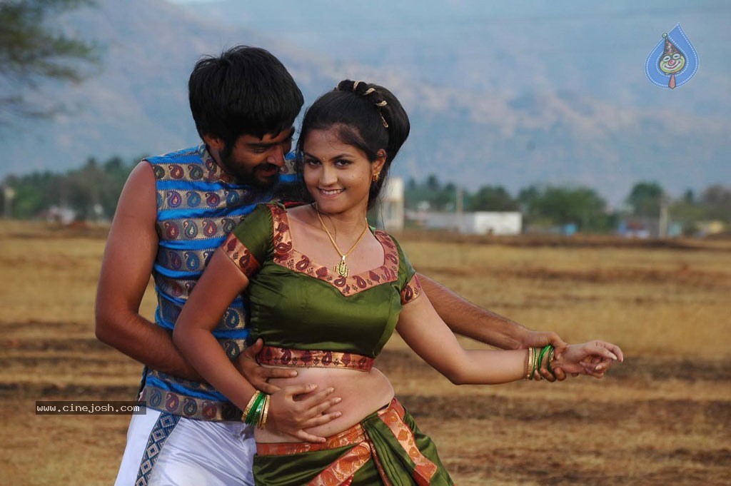 Isakki Tamil Movie Stills - 30 / 35 photos