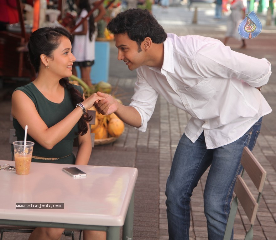 Ishq Wala Love Stills - 7 / 8 photos