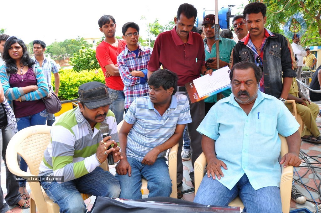 Ishta Sakhi Movie Stills - 21 / 183 photos