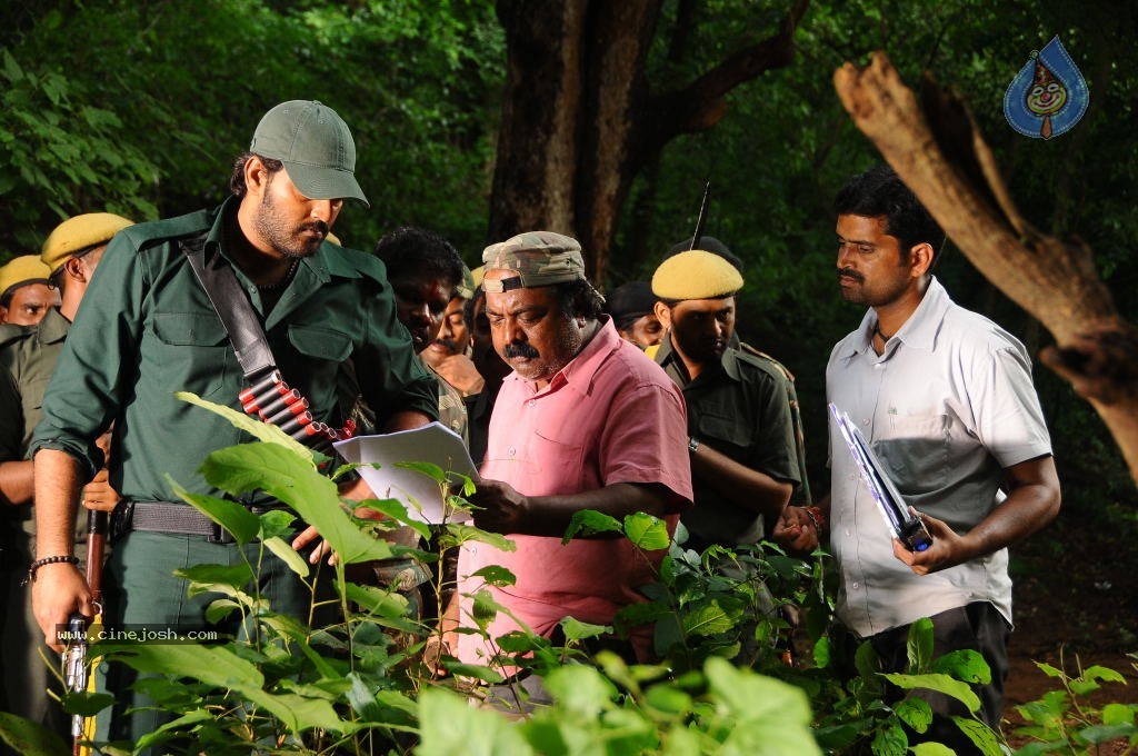 Ishta Sakhi Movie Stills - 84 / 183 photos