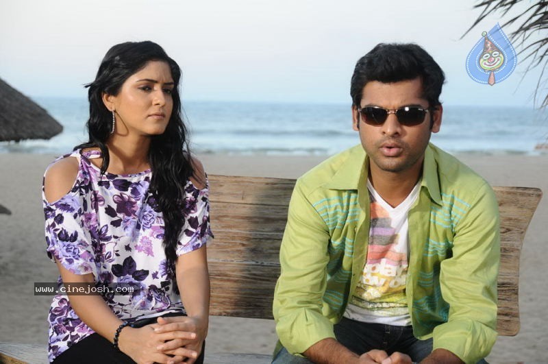 Ishtam Tamil Movie Stills - 25 / 29 photos