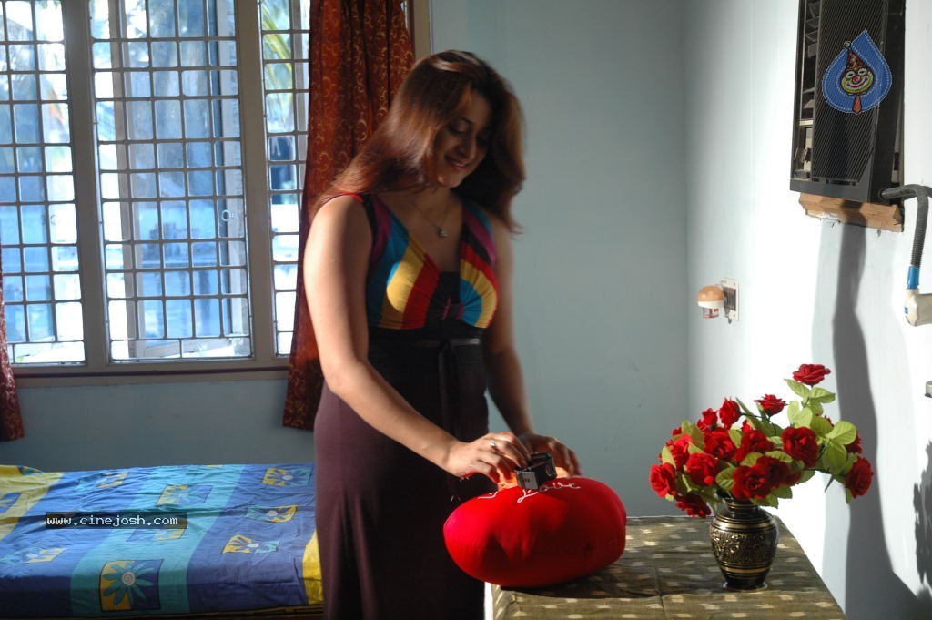 Istapadithe Movie Latest Stills - 35 / 43 photos