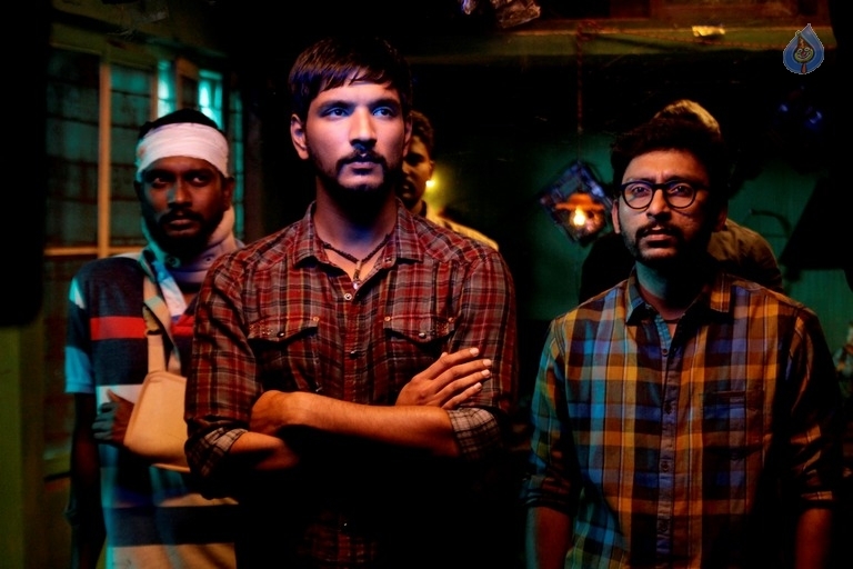 Ivan Thanthiran Tamil Movie Stills - 7 / 31 photos