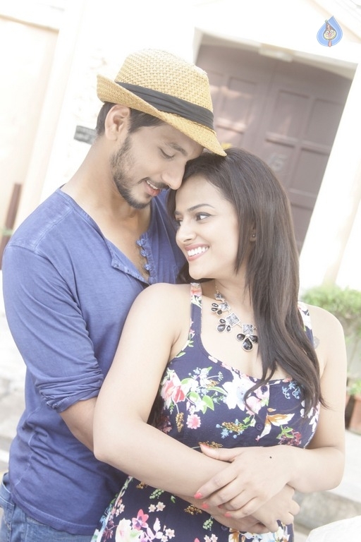 Ivan Thanthiran Tamil Movie Stills - 30 / 31 photos