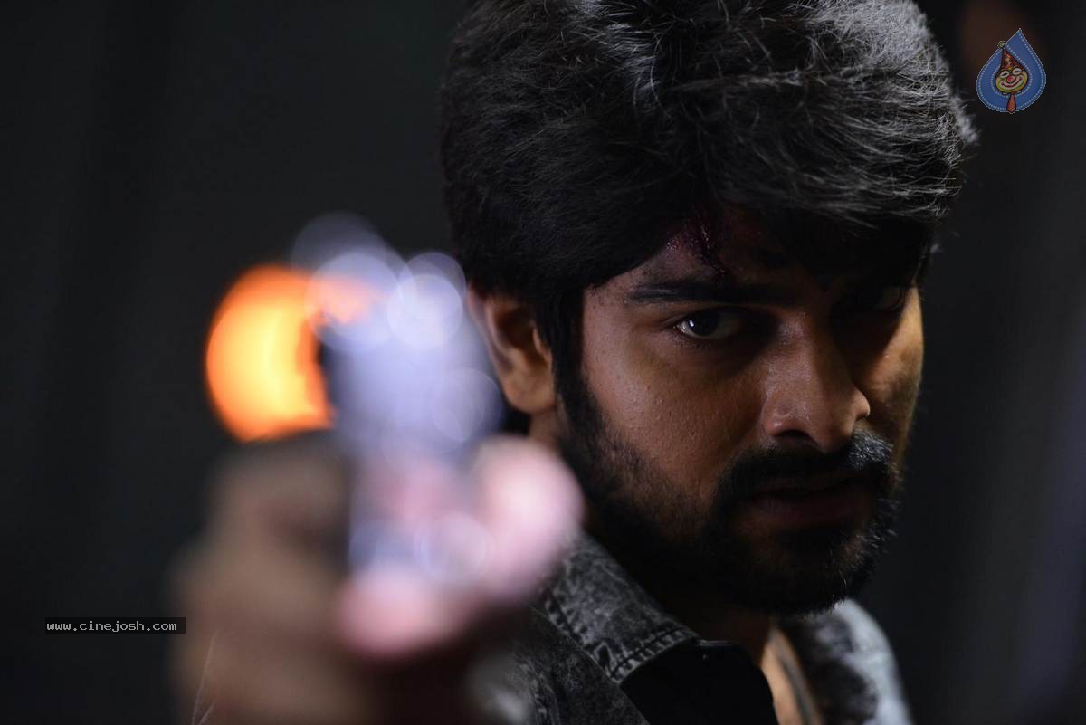 Jadoogadu Movie Stills n Walls - 5 / 51 photos