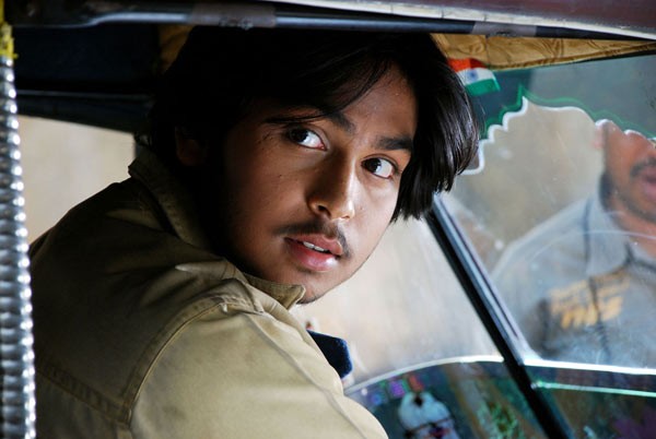 Jalak Movie Stills - 9 / 17 photos