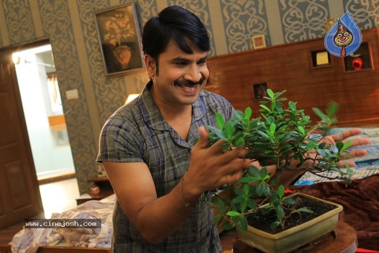 Jambalakidi Pamba Release Date Poster And Stills - 6 / 12 photos