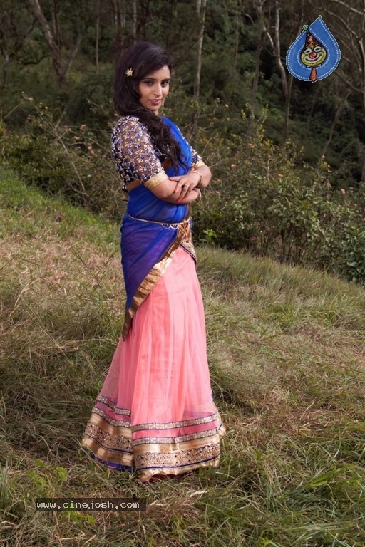 Jandhyala Rasina Prema Katha Movie Posters and Stills - 3 / 18 photos