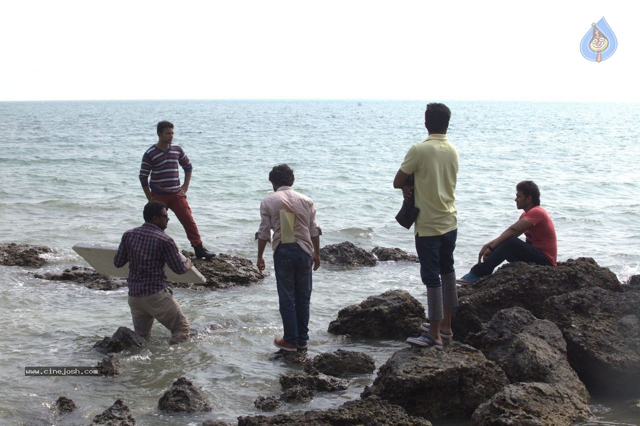 Jandhyala Rasina Premakatha Stills - 18 / 37 photos