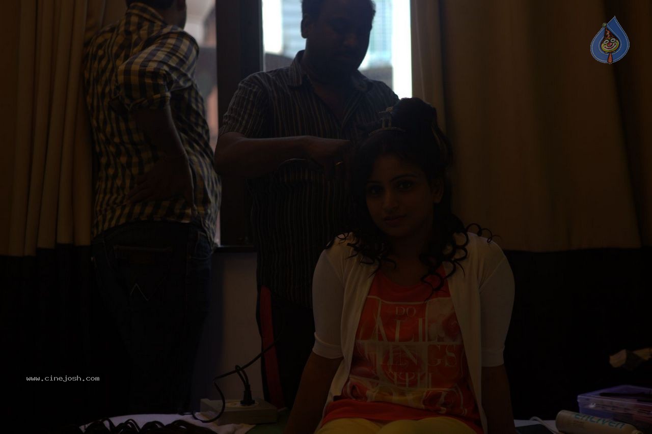 Jandhyala Rasina Premakatha Stills - 23 / 37 photos