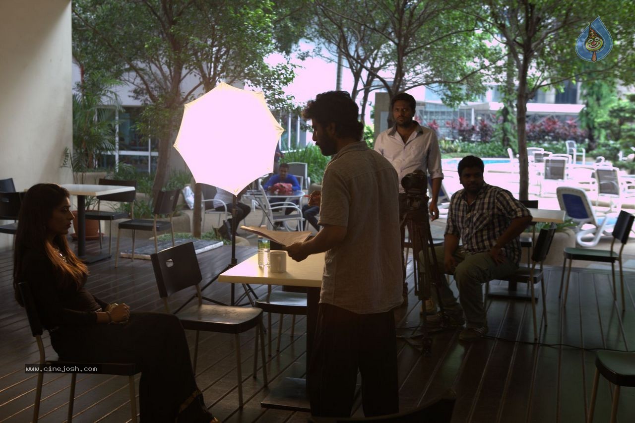 Jandhyala Rasina Premakatha Stills - 33 / 37 photos