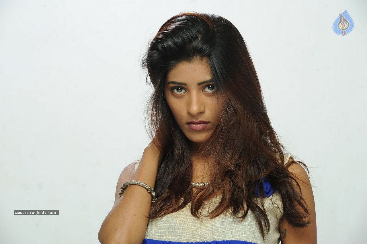 Jandhyala Rasina Premakatha Stills - 36 / 37 photos