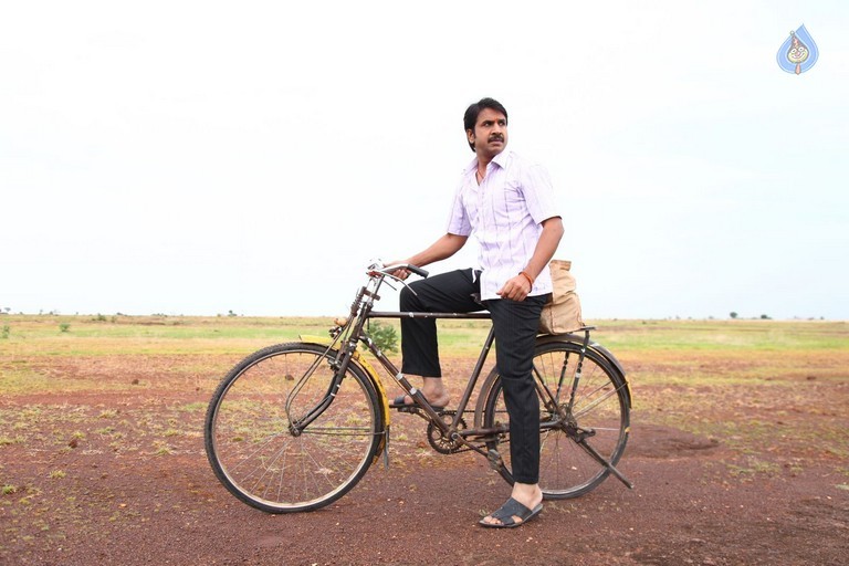 Jayammu Nischayammu Raa Photos and Posters - 8 / 17 photos