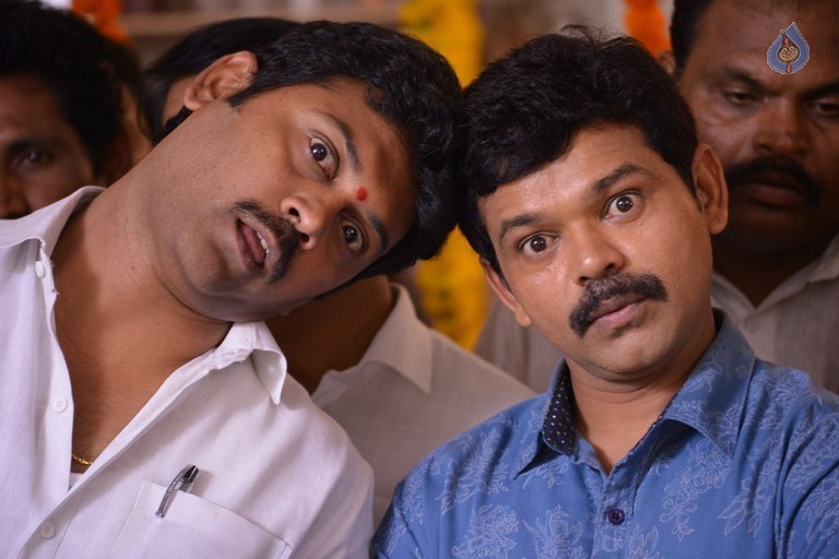 Jayammu Nischayammu Raa Photos and Posters - 14 / 17 photos